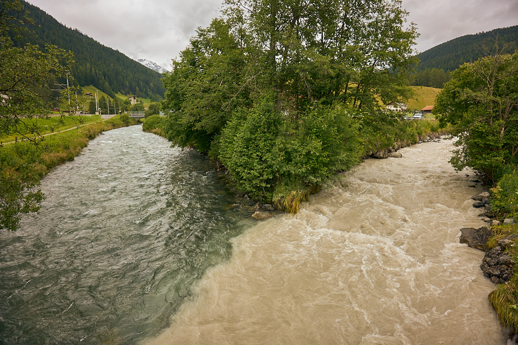 Landwasser und Sertigbach vereinigen sich bei Frauenkirch Landwasser und Sertigbach vereinigen sich bei Frauenkirch