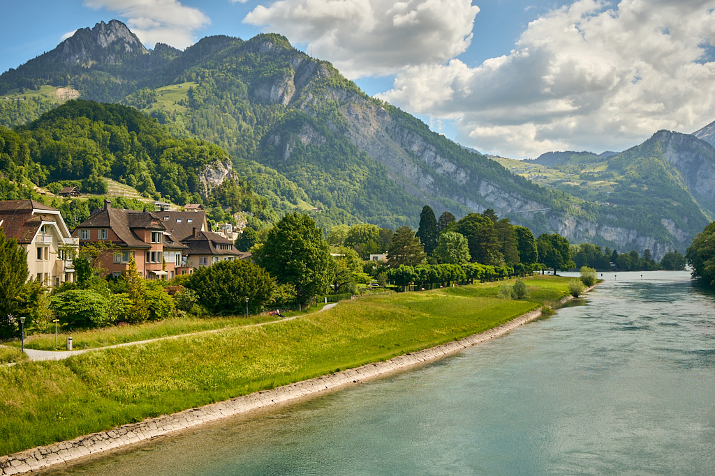 Blick von Weesen über den Linthkanal nach Amden Blick von Weesen über den Linthkanal nach Amden