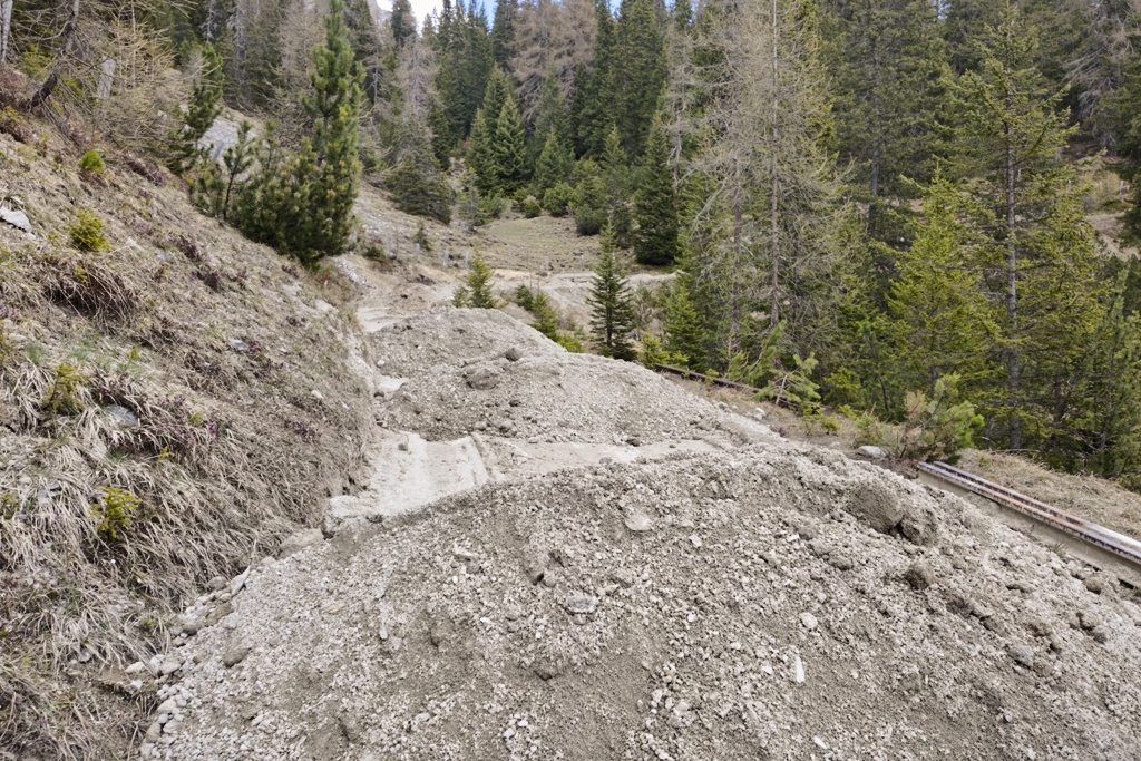Die Baustelle auf dem Weg zur Kreuzalp Die Baustelle auf dem Weg zur Kreuzalp
