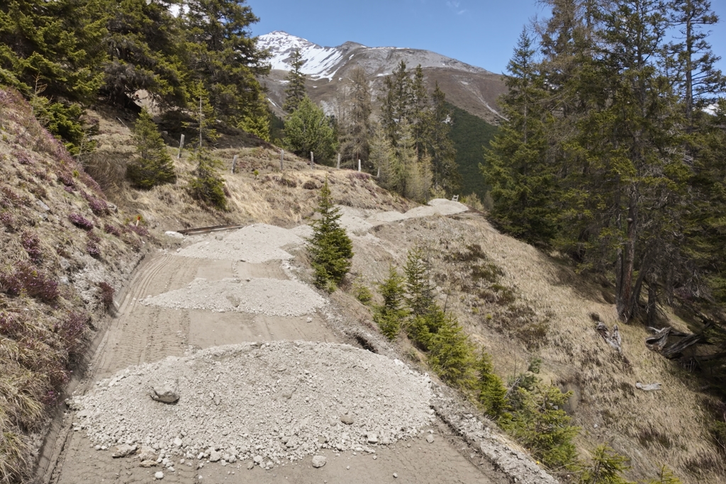 Die Baustelle auf dem Weg zur Kreuzalp Die Baustelle auf dem Weg zur Kreuzalp