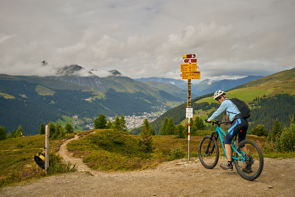 Ankunft bei Äbirügg mit Blick auf Davos Ankunft bei Äbirügg mit Blick auf Davos