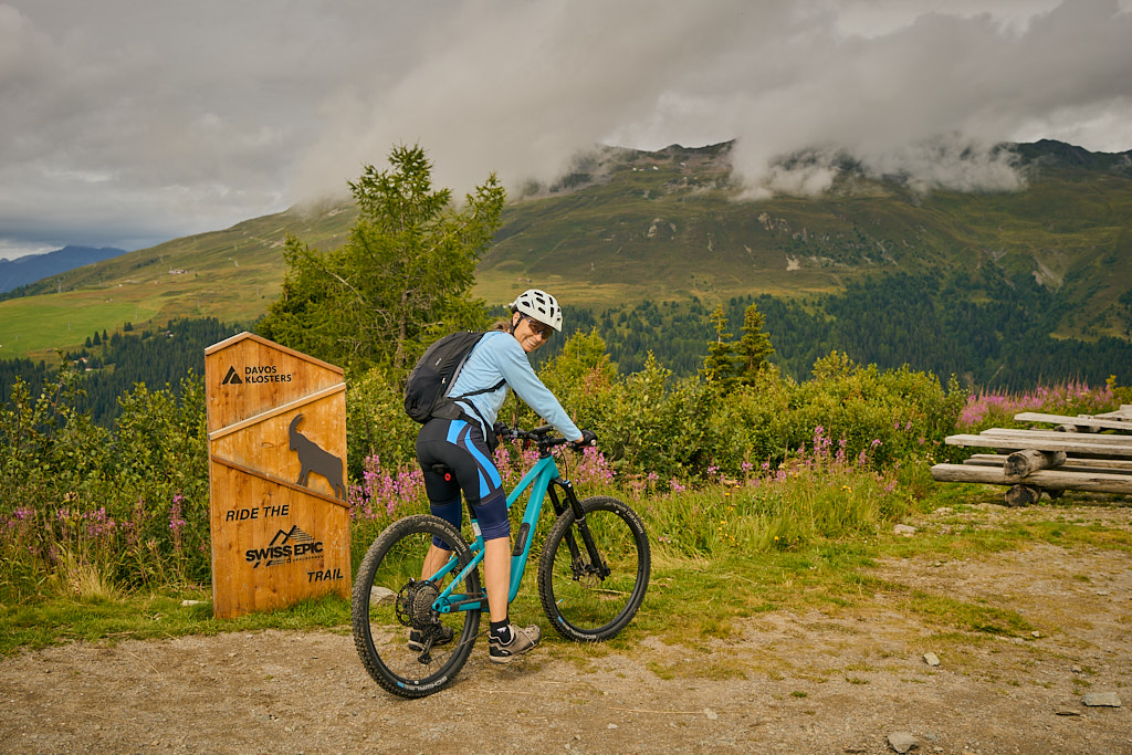 Das bewölkte Jakobshorn im Hintergrund Das bewölkte Jakobshorn im Hintergrund