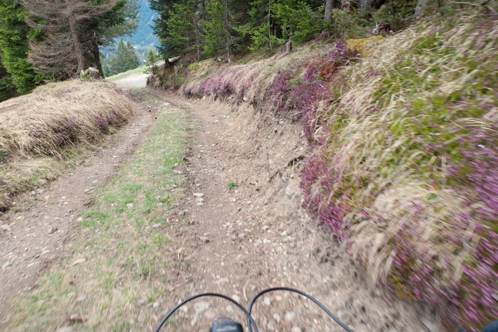 Zweite Abfahrt, via Acla Zweite Abfahrt, via Acla