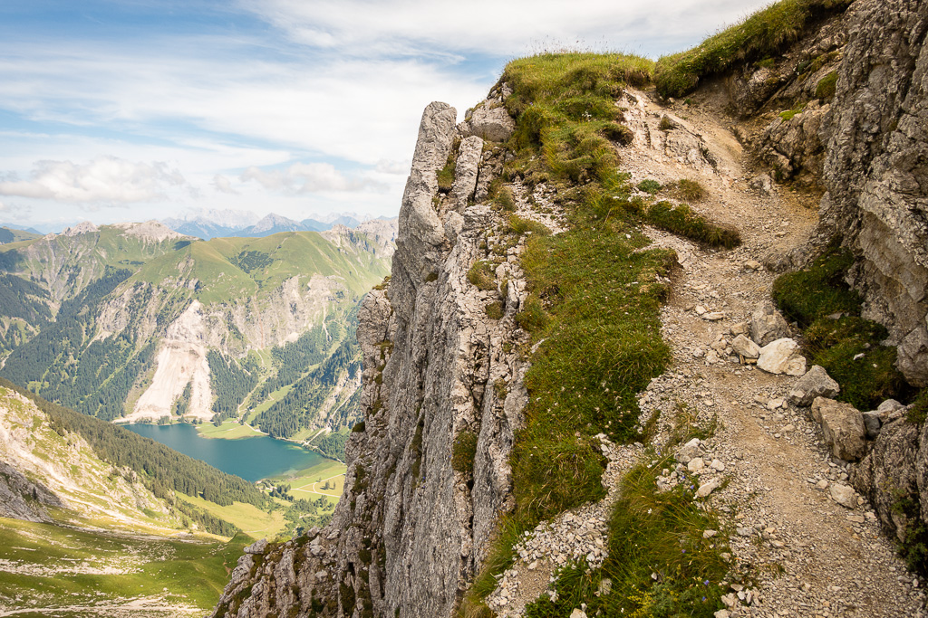 Tiefblick auf den Vilsalpsee