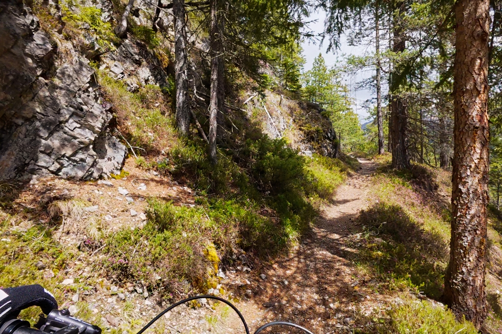 Auf dem alten Zügenweg Auf dem alten Zügenweg