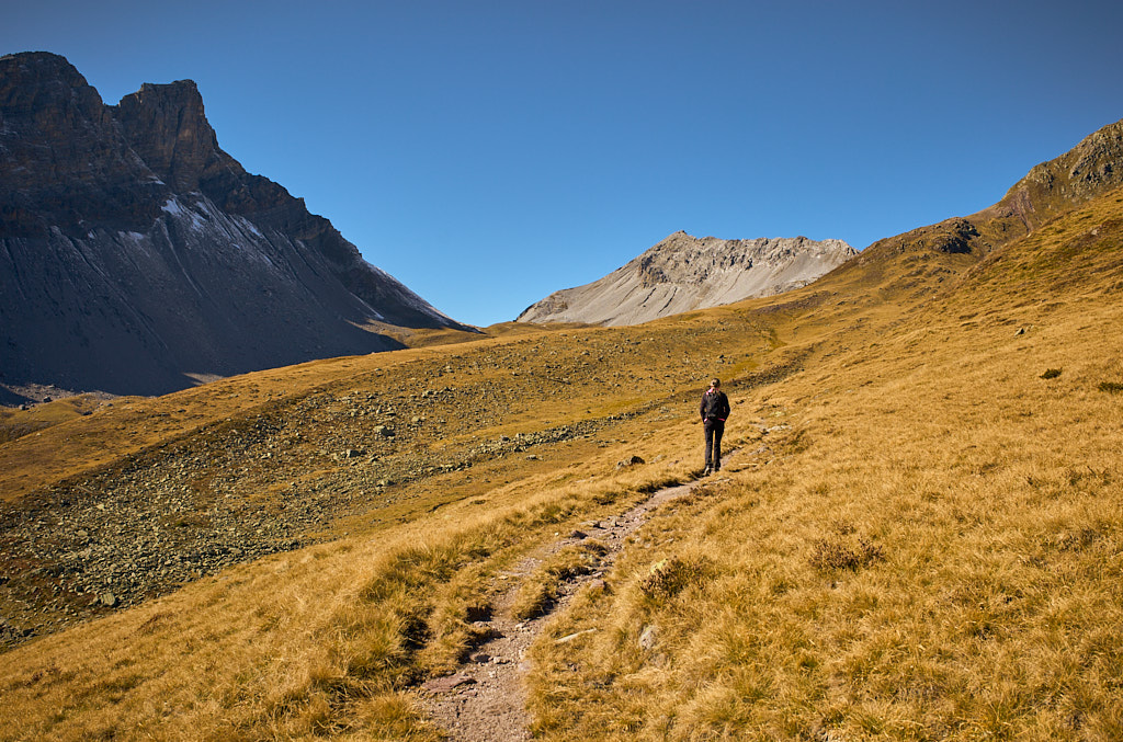 Usserbärg mit Furggahorn am Horizont Usserbärg mit Furggahorn am Horizont
