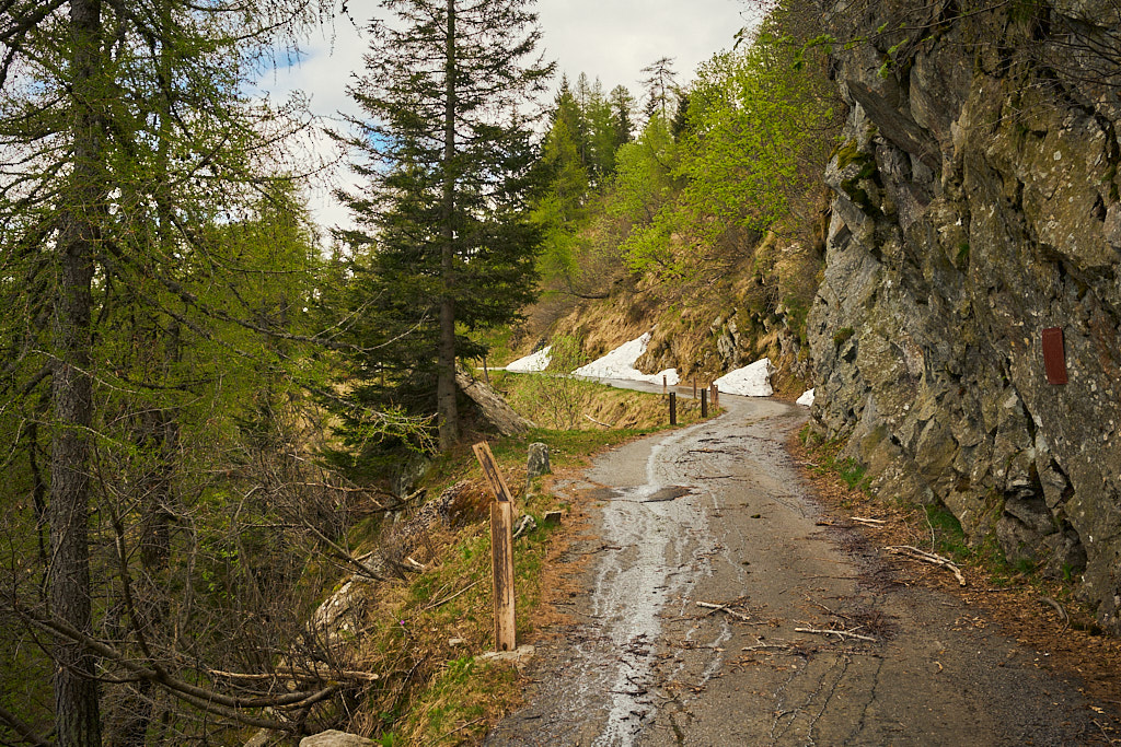 Kurz vor dem Tunnel unterhalb des Gipfels der Cadolcia Kurz vor dem Tunnel unterhalb des Gipfels der Cadolcia