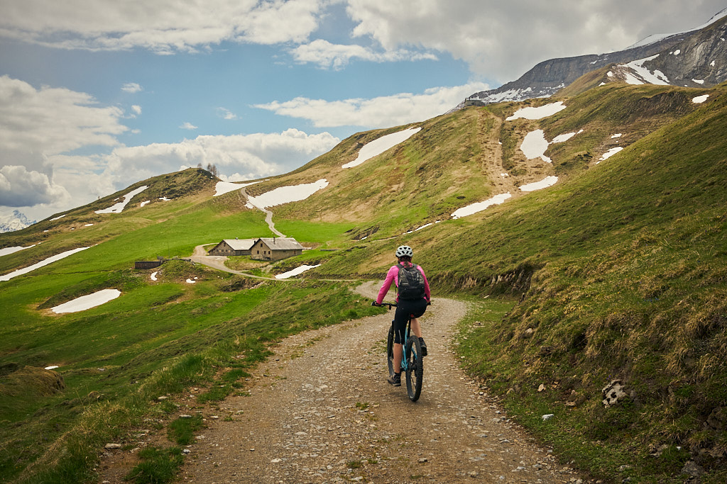 Auf der Haldensteiner Alp mit dem Ziel in Sichtweite Auf der Haldensteiner Alp mit dem Ziel in Sichtweite