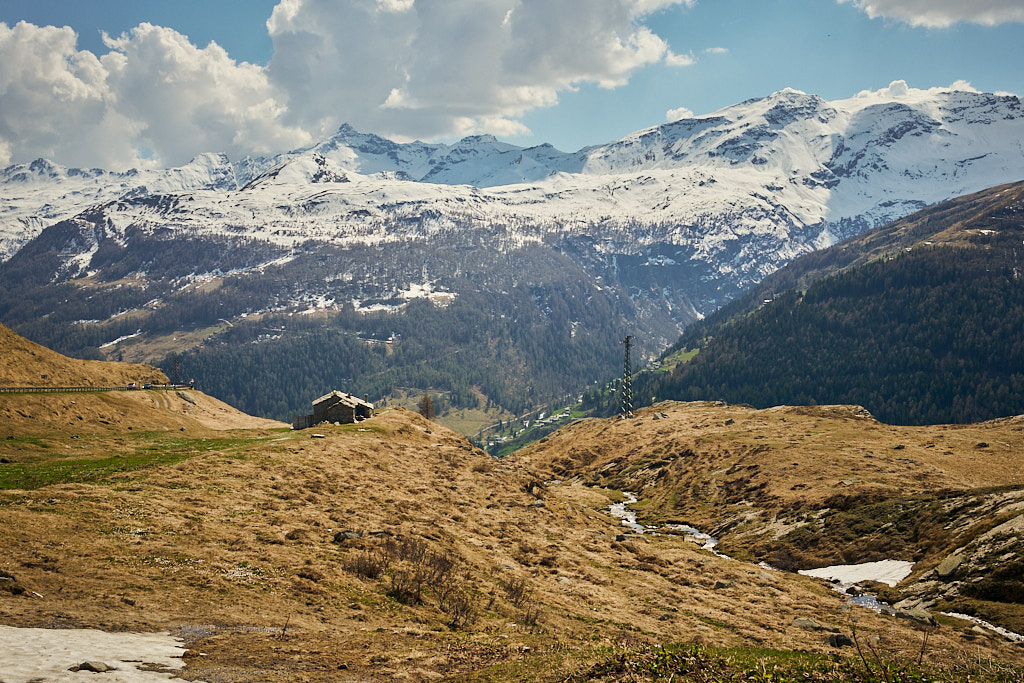 Blick in die Tiefen des Valle Spluga Blick in die Tiefen des Valle Spluga