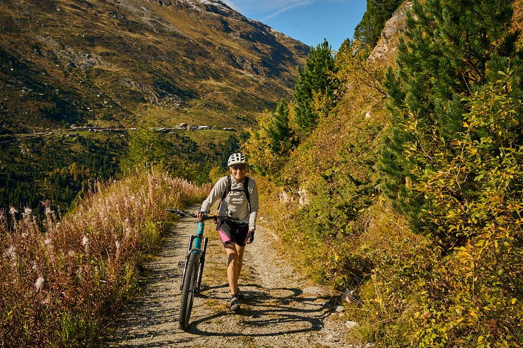 Im Aufstieg auf dem Saumweg zum Pass Im Aufstieg auf dem Saumweg zum Pass