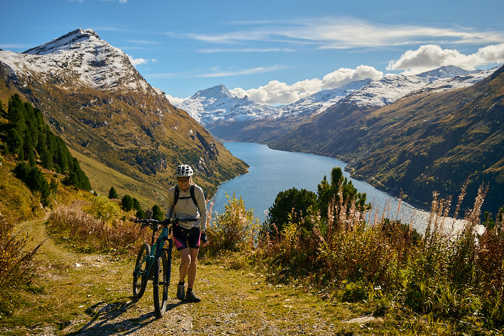 Im Aufstieg auf dem Saumweg zum Pass Im Aufstieg auf dem Saumweg zum Pass