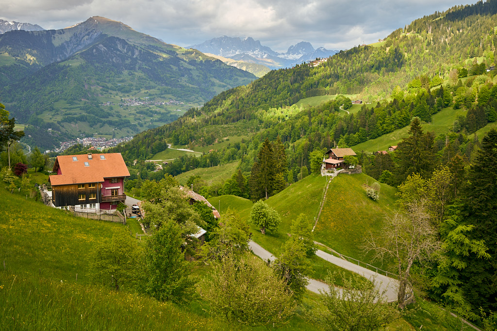 Auf der Strasse von Valzeina ins Tal Auf der Strasse von Valzeina ins Tal