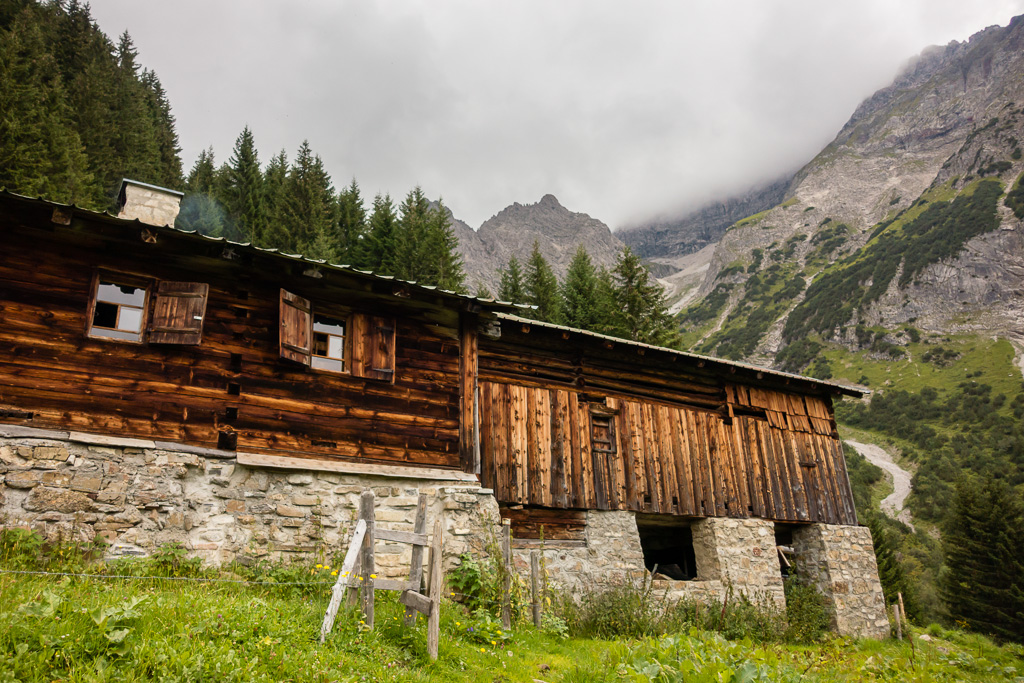 Privathütte auf 1.500m