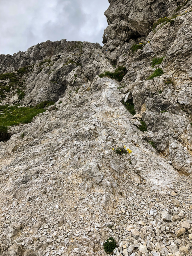 Der Abstieg über die letzte Kletterstelle im Südgrat