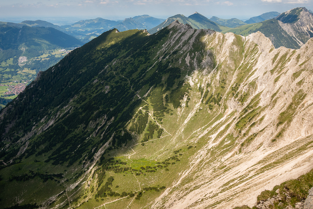 Blick von der Rotspitze zum Breitenberg